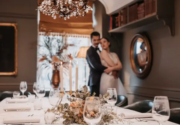 brudpar i lokalen kajutan