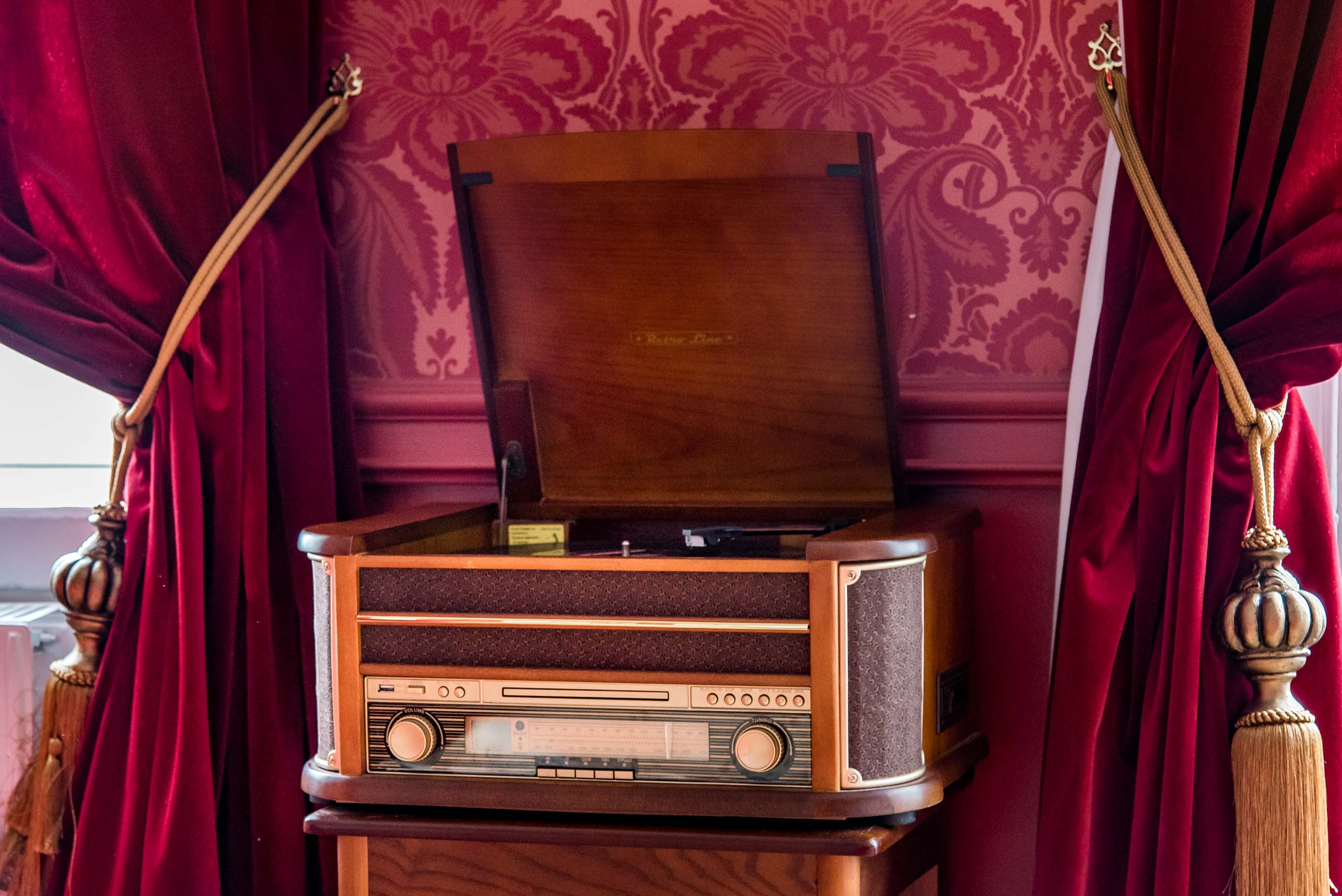 grammofonspelare på executive rum