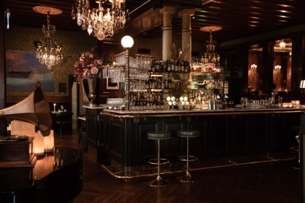 baren på hotel eggers